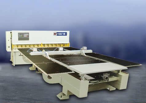 QC12K系列前送料液壓擺式剪闆機